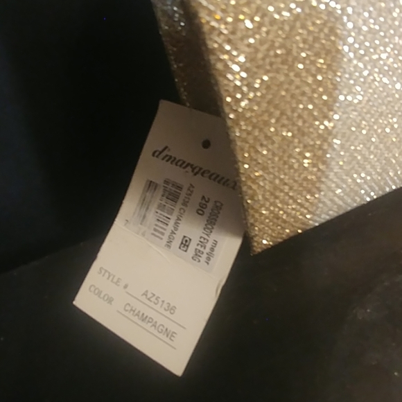 D'margeaux Sparkling Glamour Champagne Clutch - Picture 5 of 6